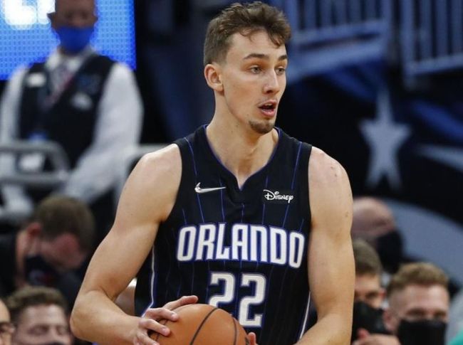 特别是在中 特别是在中