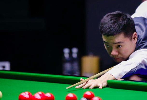 足球明星内 足球明星内