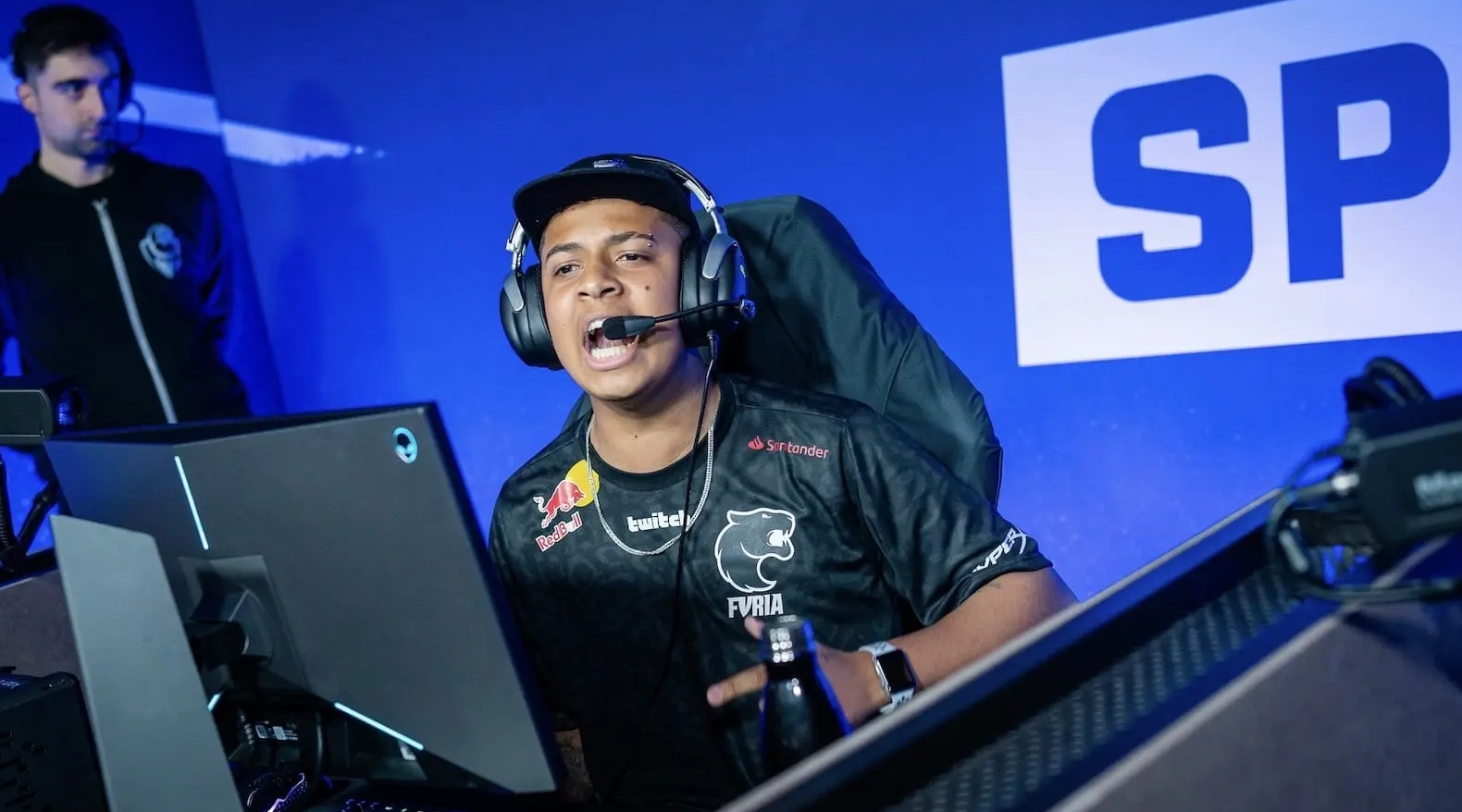 尾声连遭败 尾声连遭败